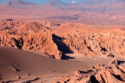  Các đụn cát trên sa mạc Atacama. Ảnh: National Geographic