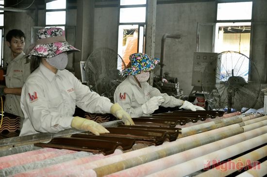 Ngói lợp của công ty được làm bằng dây chuyền công nghệ hiện đại đáp ứng thị hiếu của người tiêu dùng
