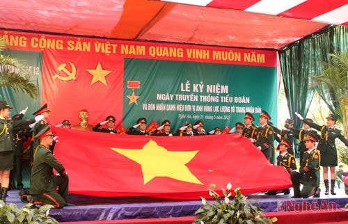 Tiết mục văn nghệ chào mừng tại buổi lễ.