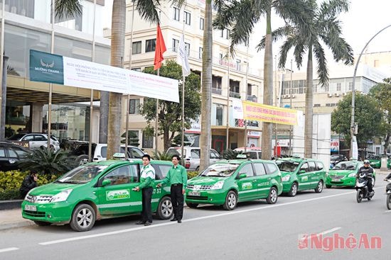 Taxi Mai Linh luôn sẵn sàng phục vụ khách hàng. Ảnh:sỹ minh