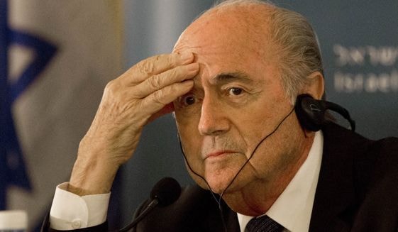 Chủ tịch FIFA Sepp Blatter tại cuộc họp báo ngày 19/5