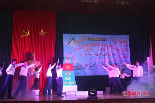Tiết mục về Biển đảo của Tiểu đoàn 18 thông tin