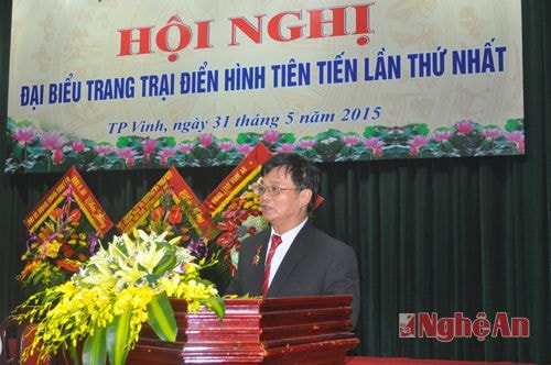 Đồng chí Nguyễn Văn Minh – Phó chủ tịch, Tổng thư ký Hiệp hội Trang trại – Doanh nghiệp nông nghiệp Việt Nam  phát biểu tại Hội  nghị