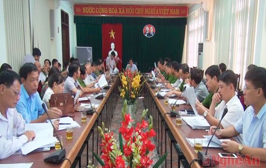 Ban chỉ đạo kỳ thi tốt nghiệp THPT quốc gia 2015 của TP Vinh triển khai nhiệm vụ