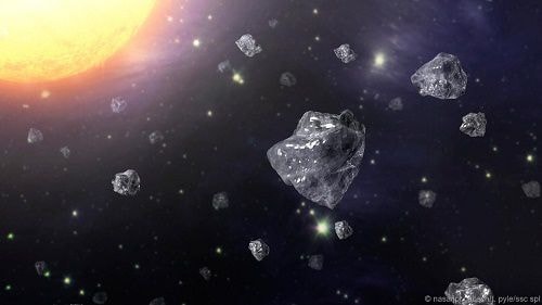  Các hạt kim cương trong không gian. Ảnh: NASA