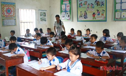 Một tiết học của học sinh Trường Tiểu học Diễn Quảng (Diễn Châu).