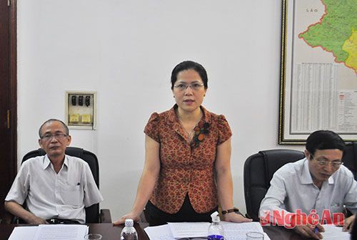 Bà Nguyễn Thị Kim Chi - Giám đốc Sở Giáo dục và Đào tạo cho biết Sở sẽ chi đạo giải quyết dứt điểm tình trạng 61 viên chức biệt phái về các trường phổ thông nhưng lại hưởng lương, phụ cấp  và đóng BHXH tại các phòng Giáo dục và Đào tạo