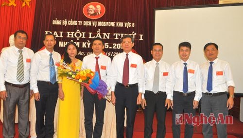 Ra mắt Ban chấp hành Đảng bộ nhiệm kỳ 2015 - 2020