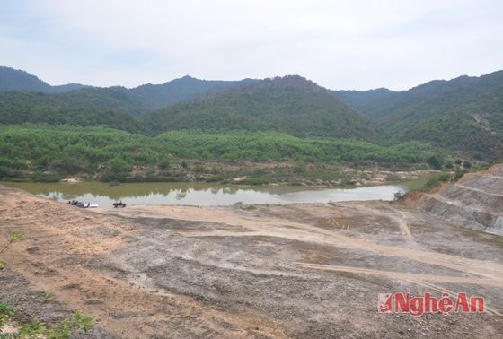 Kênh dẫn dòng N1 đoạn nối sông Hiếu thuộc cụm công trình đầu mối dự án Đại thủy nông Hồ chứa nước bản Mồng