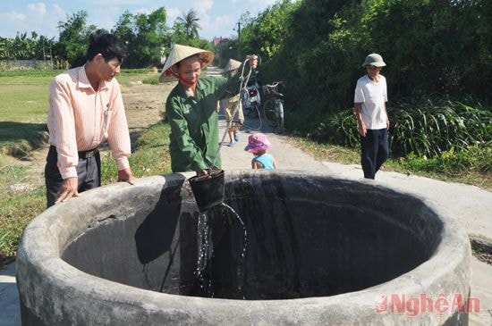Giếng Chùa nằm trong cụm di tích đình Chợ Xâm.