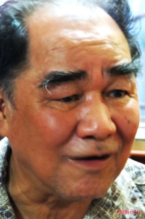 Họa sỹ Phạm Quyền.