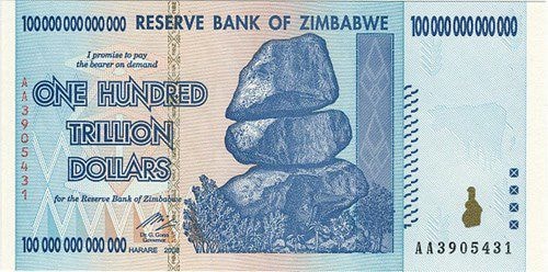 Tờ tiền có mệnh giá 100.000 tỷ đôla Zimbabwe. Ảnh: Telegraph.