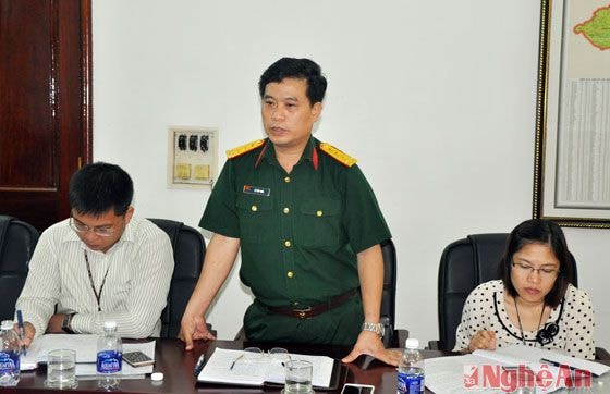 Đại diện Chi nhánh Viettel Nghệ An báo cáo quá trình triển khai thực hiện chương trình 