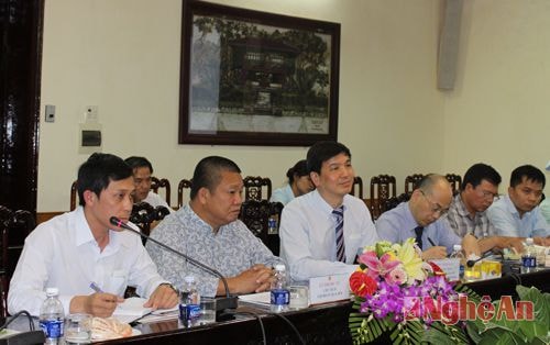 Đồng chí Lê Ngọc Hoa nêu những tiềm năng, lợi thế của Nghệ An và khẳng định Nghệ An luôn tạo mọi điều kiện thuận lợi để các doanh nghiệp đầu tư tại đây