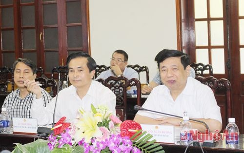 Đồng chí Lê Ngọc Hoa nêu những tiềm năng, lợi thế của Nghệ An và khẳng định Nghệ An luôn tạo mọi điều kiện thuận lợi để các doanh nghiệp đầu tư tại đây