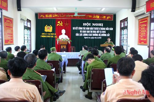 Trung tá Nguyễn Đức Hải - Phó giám đốc Công an tỉnh phát biểu chỉ đạo tại hội nghị.