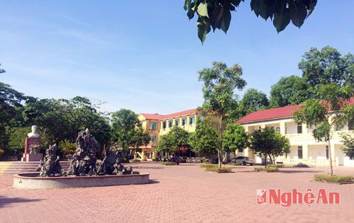 Điểm thi trường THPT Nguyễn Du (Nghi Xuân - Hà Tĩnh) đang rất sẵn sàng để đón thí sinh hai tỉnh Nghệ An và Hà Tĩnh về dự thi kỳ thi THPT quốc gia