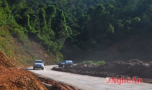 Đường Tây Nghệ An đã cơ bản thông tuyến