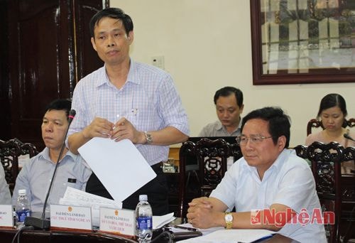 Lãnh đạo Cục thuế Nghệ An phát biểu ý kiên tại cuộc họp