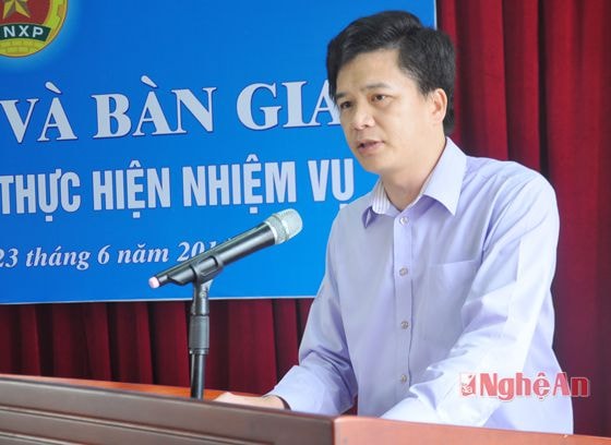 Đồng chí Nguyễn Đình Hùng- Bí thư tỉnh đoàn mong muốn các đội viên TNXP sẽ đem trí tuệ và sức trẻ phục vụ quê hương