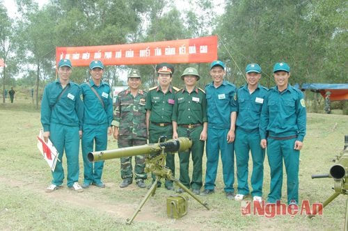 Khẩu đội ĐKZ 82 dân quân tự vệ thuộc Bộ CHQS Nghệ An tiêu diệt mục tiêu ở viên đạn đầu và đạt giải Nhất giải Nhất khẩu đội.
