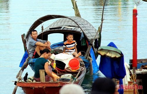 Trên sông.Ảnh: Duy Hưng