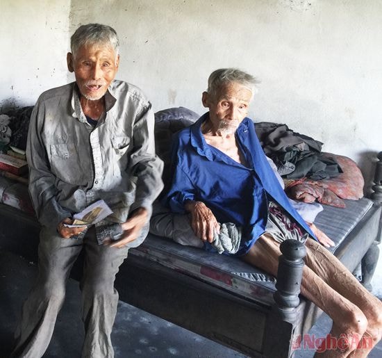 Hai anh em ông Nguyễn Nhã.