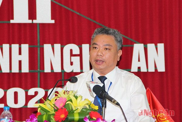 Đồng chí Lê Bá Hùng phát biểu chỉ đạo Đại hội
