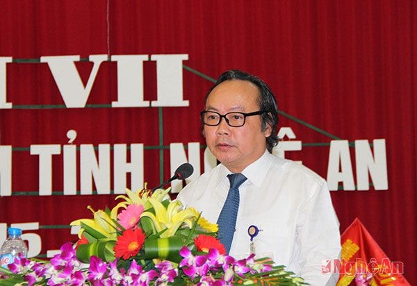 Đồng chí Trần Gia Thái - Phó Chủ tịch Hội Nhà báo Việt Nam bày tỏ lời cảm ơn và mong muốn lãnh đạo tỉnh tiếp tục quan tâmHội Nhà báo Nghệ An tiếp tục quan tâm, tạo điều kiện về mọi mặt cho những người làm báo và tổ chức Hội nhà báo trong quá trình hoạt động