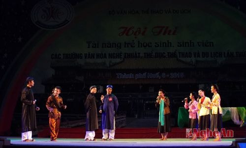 Tiết mục của Trường Cao đẳng Văn hóa Nghệ thuật Nghệ An.