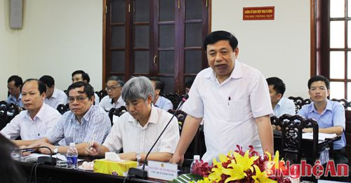 Đồng chí Nguyễn Xuân Đường - Phó Bí thư Tỉnh ủy, Chủ tịch UBND tỉnh kết luận  sau khi nghe nhà đầu tư báo cáo qui hoạch chi tiết dự án