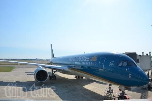 Chiếc máy bay A350 đỗ tại Trung tâm bàn giao máy bay thuộc tập đoàn Airbus tại thành phố Toulouse.