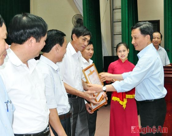 Đồng chí Lê Quang Huy - Phó Bí thư Tỉnh ủy phát biểu phối hợp đảm bảo công tác tuyên truyền hiệu quả