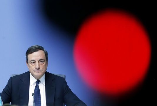 Ông Mario Draghi, người đứng đầu ECB đồng ý với việc tiếp tục duy trì cơ chế cung cấp thanh toán khẩn cho Hy Lạp