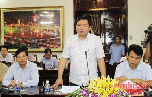 Bộ trưởng Đinh La Thăng đề nghị tỉnh cần phát huy xã hội hóa để phát triển hạ tầng 