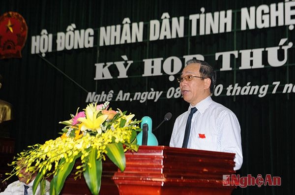 Đồng chí Trần Hồng phát biểu khai mạc kỳ họp