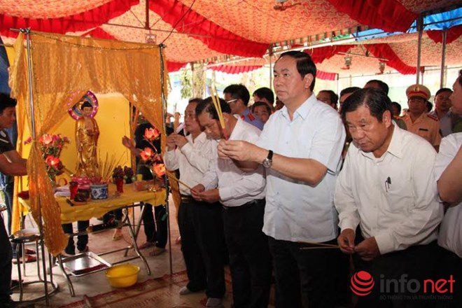Đại tướng Trần Đại Quang viếng các nạn nhân...