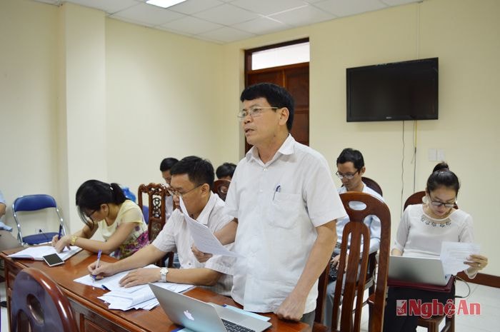 Đại diện lãnh đạo ngành NN&PTNN làm rõ thêm một số vấn đề các đại biểu thảo luận, kiên nghị. 