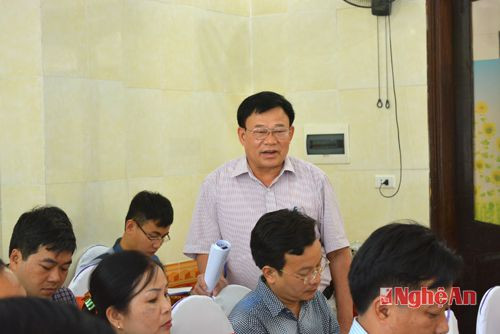 Ông Thái Huy Vinh, Phó Giám đốc Sở giáo dục và Đào tạo phản hồi ý kiến các đại biểu, khẳng định cử tuyển là chế độ của tỉnh dành cho con em miền núi. 