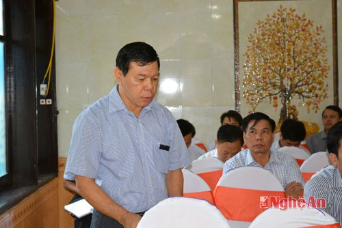 Ông Lô Xuân Vinh, Phó trưởng ban Dân tộc tỉnh, đại biểu Quế Phong viện dẫn Nghị định 134 của Chính phủ, cho rằng công tác cử tuyển bắt buộc làm từ địa phương.