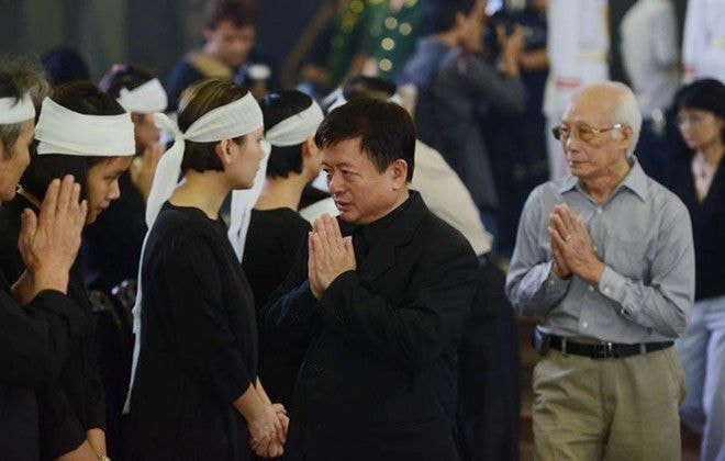 Nhạc sĩ Đỗ Hồng Quân chia buồn với gia đình nhạc sĩ An Thuyên.