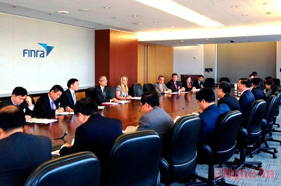 Hợp tác Việt - Mỹ trong lĩnh vực chứng khoán là một trong những giải pháp thúc đẩy đầu tư gián tiếp từ Mỹ tới Việt Nam. Ảnh: S.H