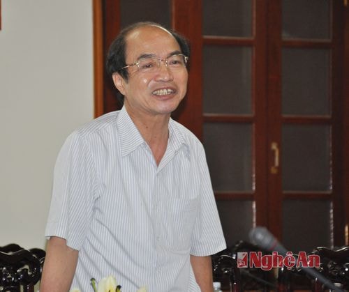  Đồng chí 