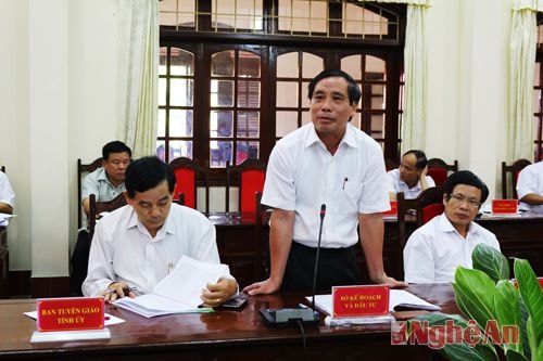 Đồng chí Nguyễn Hữu Mão - Phó Giám đốc Sở Kế hoạc đầu tư cho rằng thu hút đầu tư ở huyện còn hạn chế, chưa tương xứng với tiềm năng, lợi thế