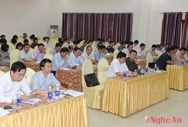 Các đại biểu dự hội nghị