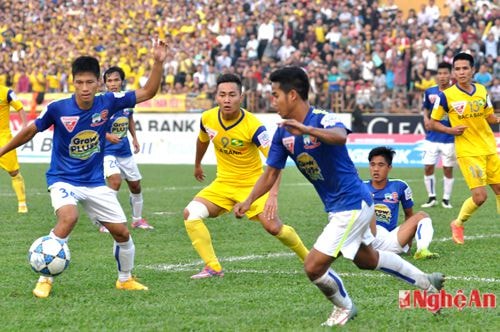 Ở V.league 2015, lượt đi HAGL đã thua SLNA 0-2 trên sân Vinh.