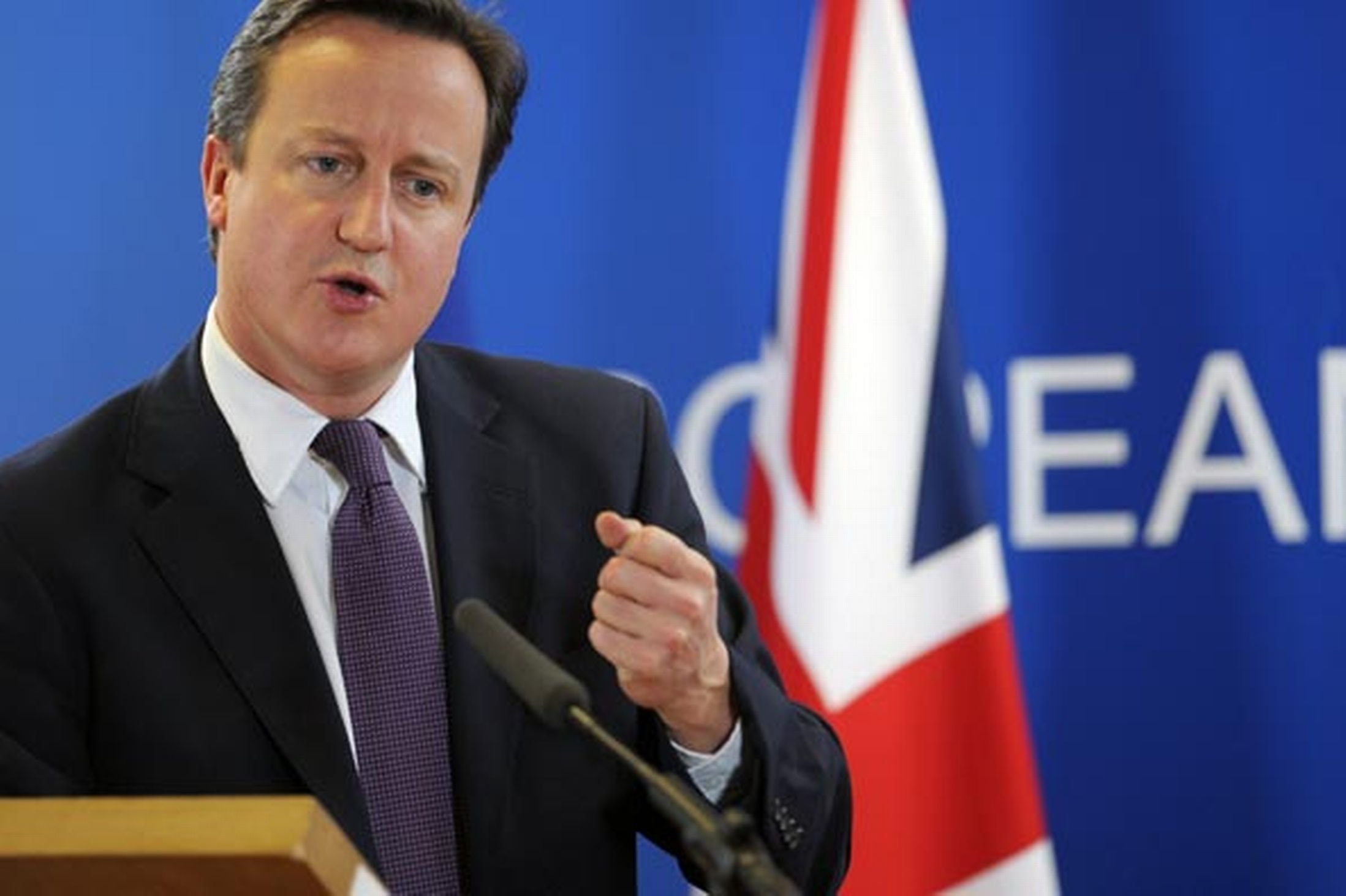 Thủ tướng David Cameron muốn Anh can thiệp sâu hơn vào cuộc chiến IS tại Syria.