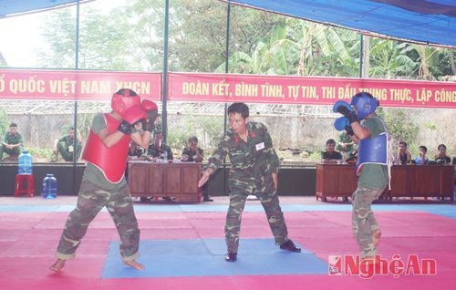  Ngay sau lễ khai mạc là các môn võ chiến đấu tay không