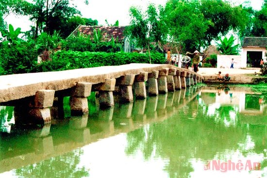 Cầu đá ở xã Nam Thành (Yên Thành)