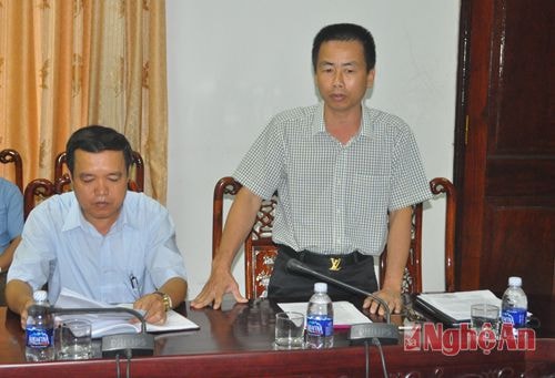 Đại diện chủ đầu tư báo cáo quá trình thực hiện dự án